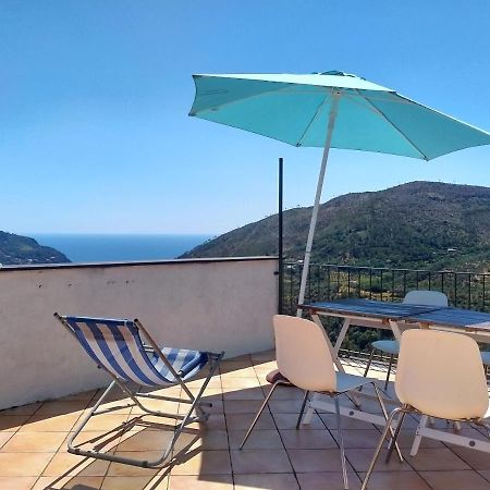 Trilocale In Dimora Tipica Apartment Montale  Екстериор снимка