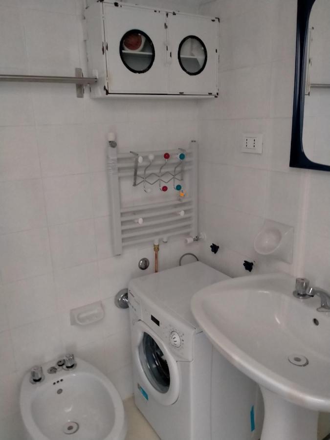 Trilocale In Dimora Tipica Apartment Montale  Екстериор снимка