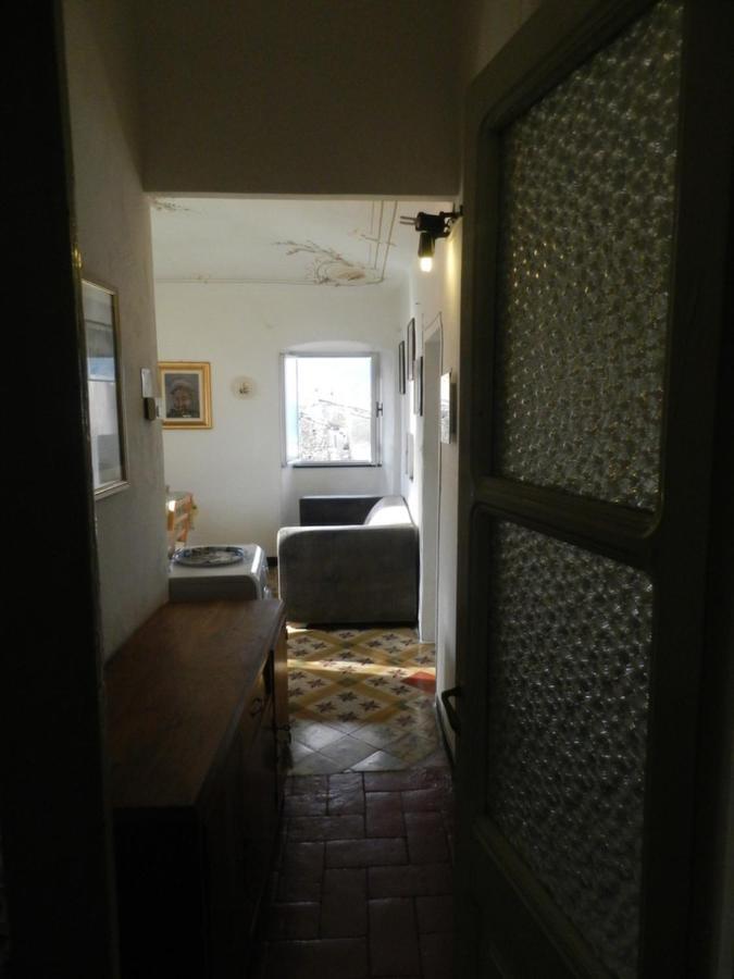 Trilocale In Dimora Tipica Apartment Montale  Екстериор снимка
